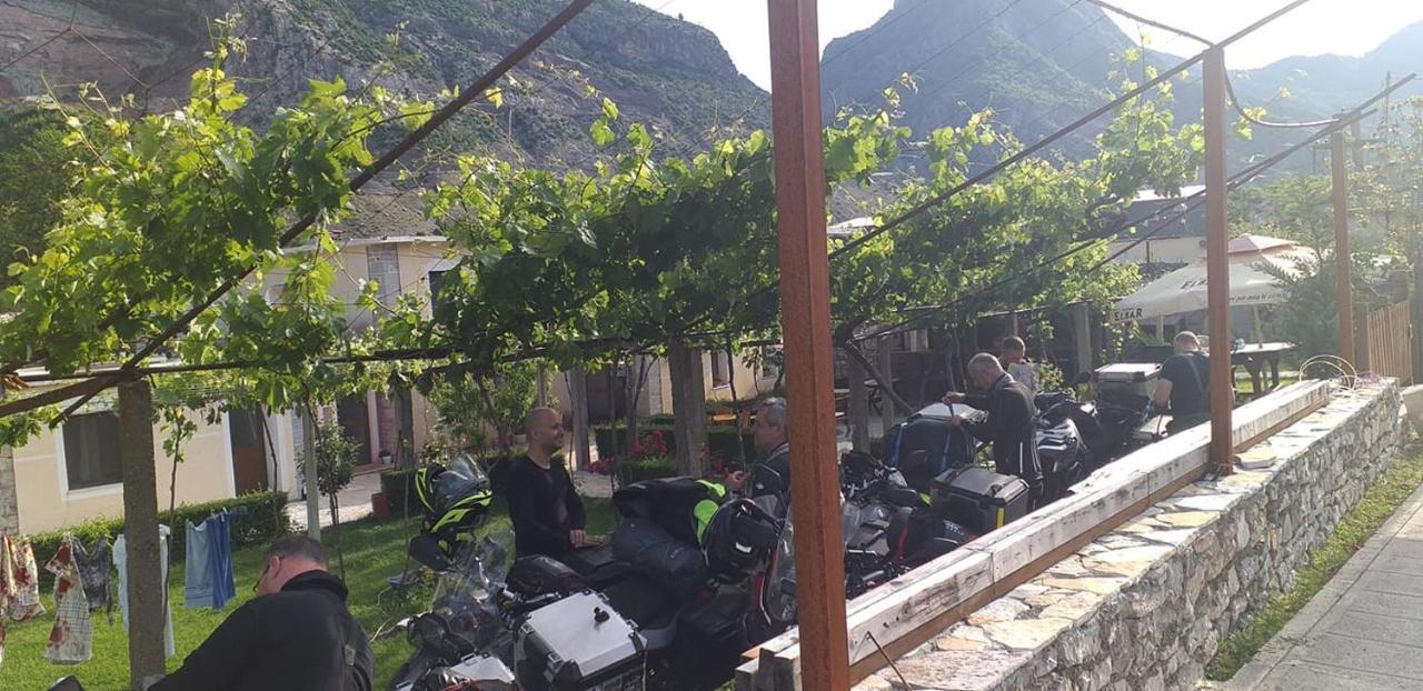Kulla E Vjeter Ξενοδοχείο Koman Εξωτερικό φωτογραφία
