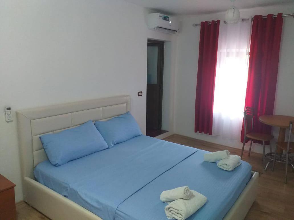 Kulla E Vjeter Ξενοδοχείο Koman Εξωτερικό φωτογραφία