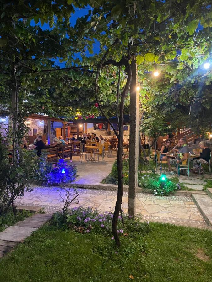 Kulla E Vjeter Ξενοδοχείο Koman Εξωτερικό φωτογραφία